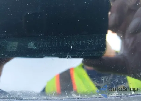 2010 Chevrolet Traverse Lt z USA, uszkodzony, nr VIN 1GNLVFED5AS117261